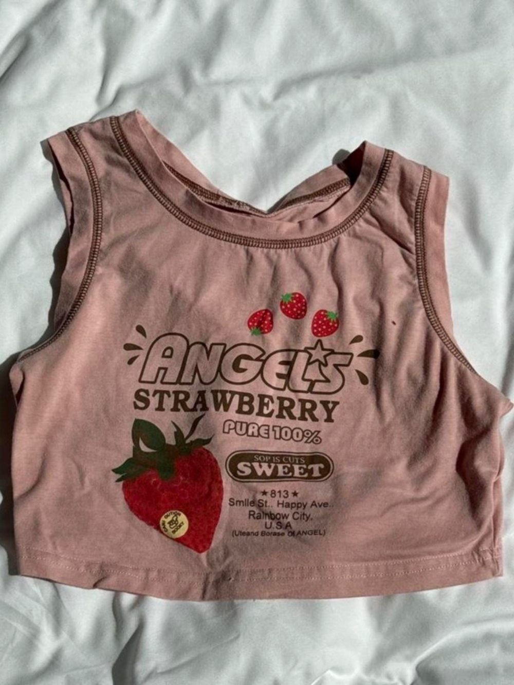 Cute Y2K-inspired baby pink cropped tank